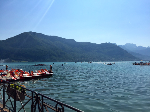 annecy-france-paddle-boats