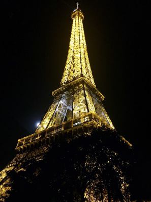 eiffel-tower-night-paris