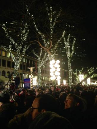 fanueil-hall-christmas-tree-lighting