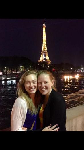 sparkling-eiffel-tower-paris-night