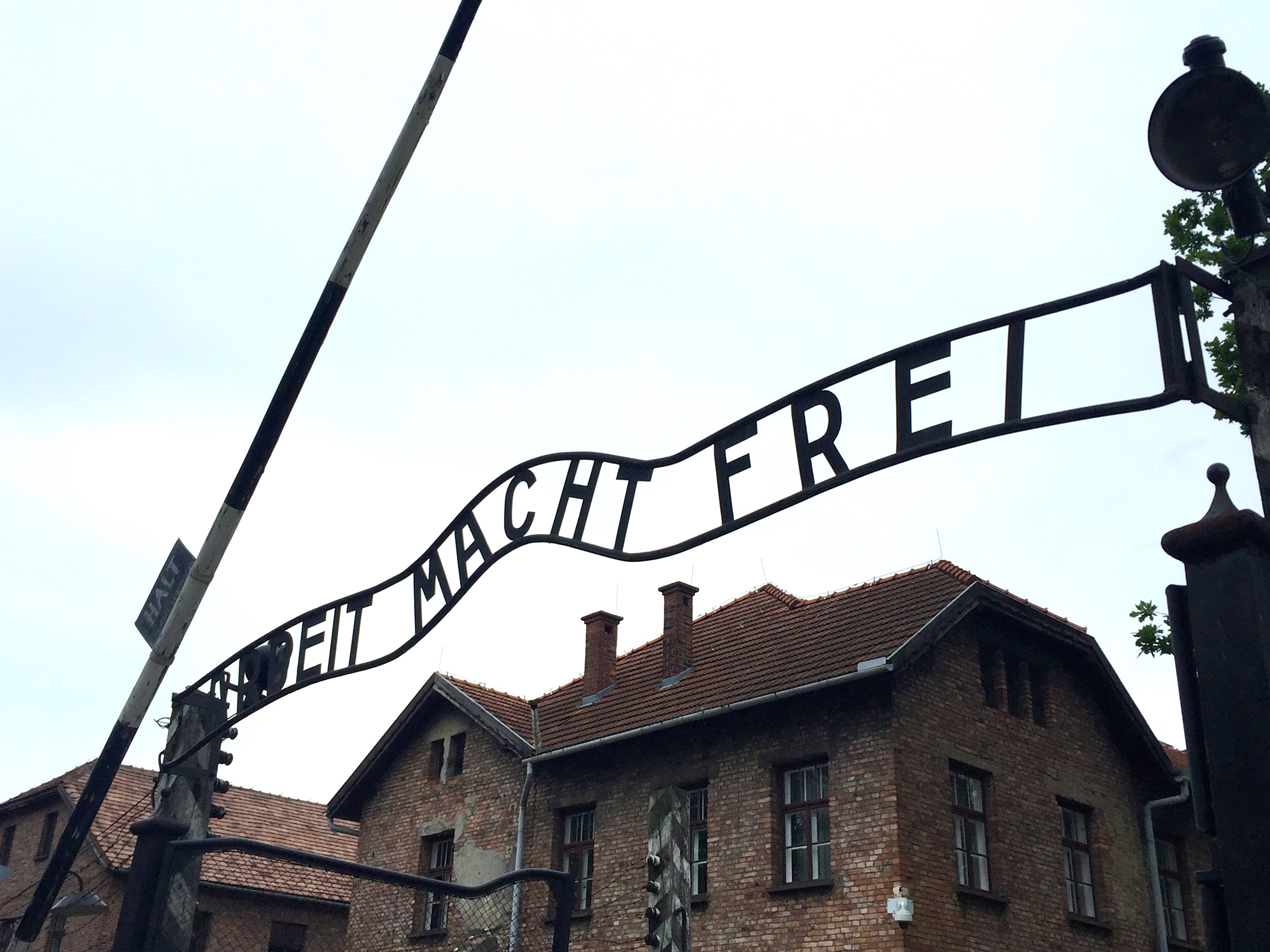 auschwitz-sign