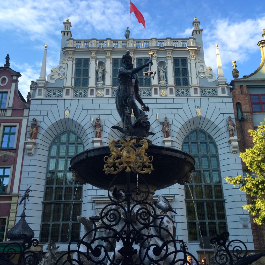 gdansk-attractions-long-market-neptune