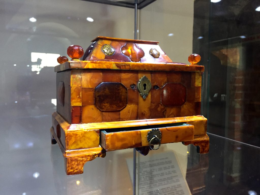 polish-amber-box