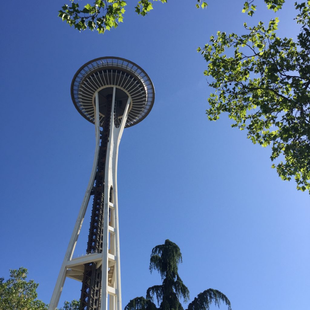 top-seattle-attractions-space-needle