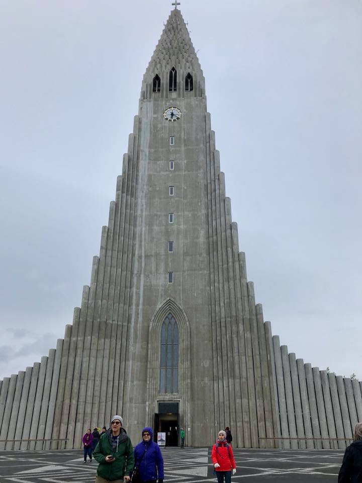 hallgrimskirkja-cathedral-iceland-travel-diary